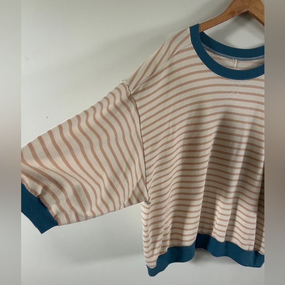 Pilcro Striped Sweatshirt in Cream and Blue Womens XL - Picture 4 of 6